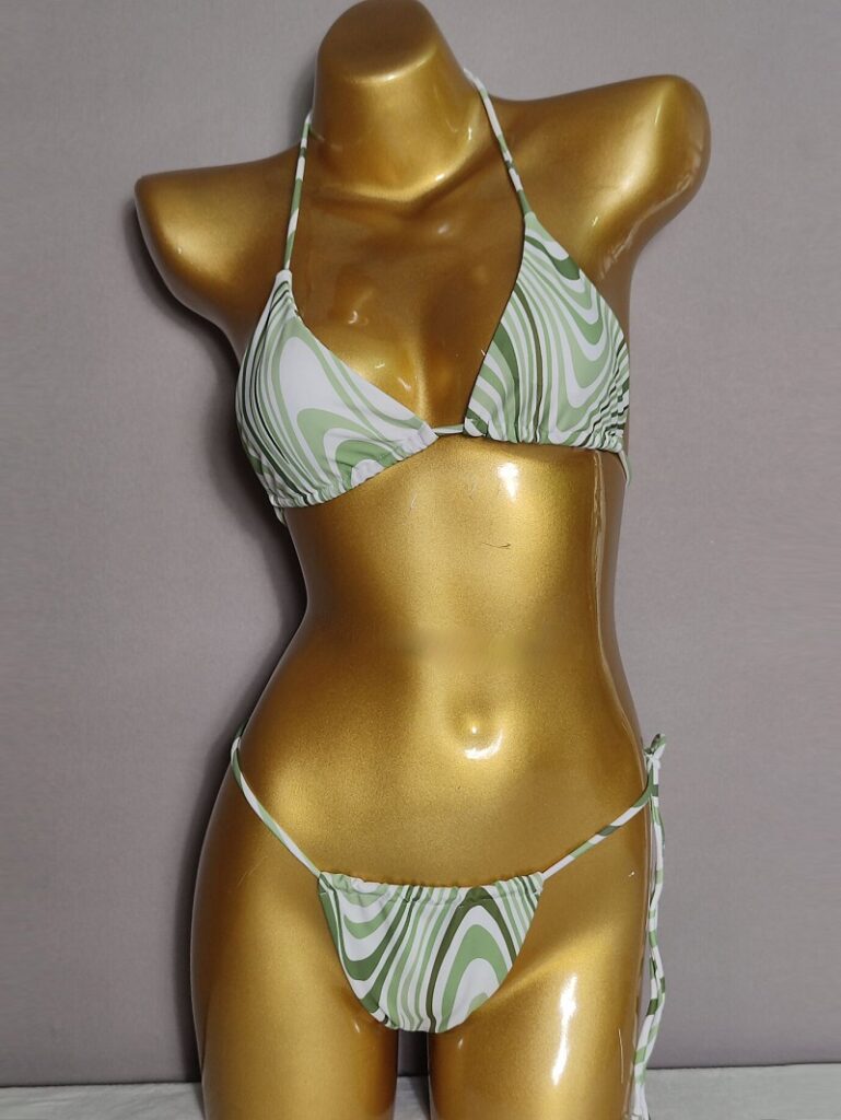 Bikini Manufactures Floral Bikinis With Strings
