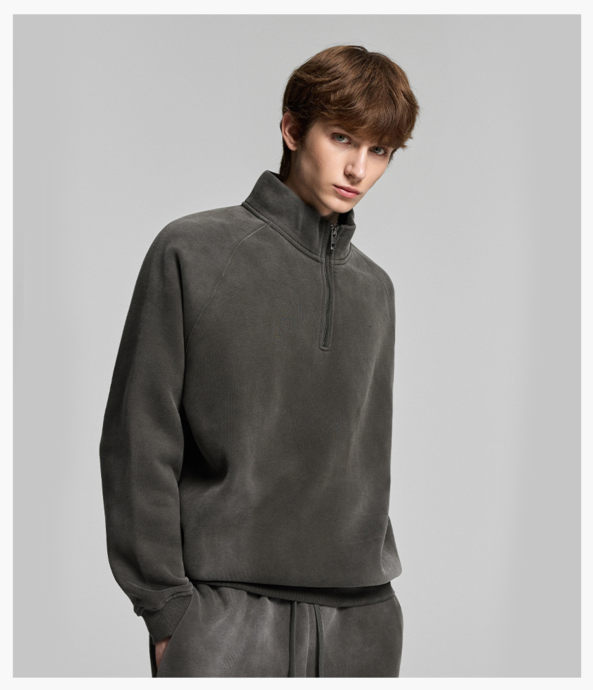 #1265 Fleece 365gsm Quater Zipper Spary Wash Sweatshirt 24